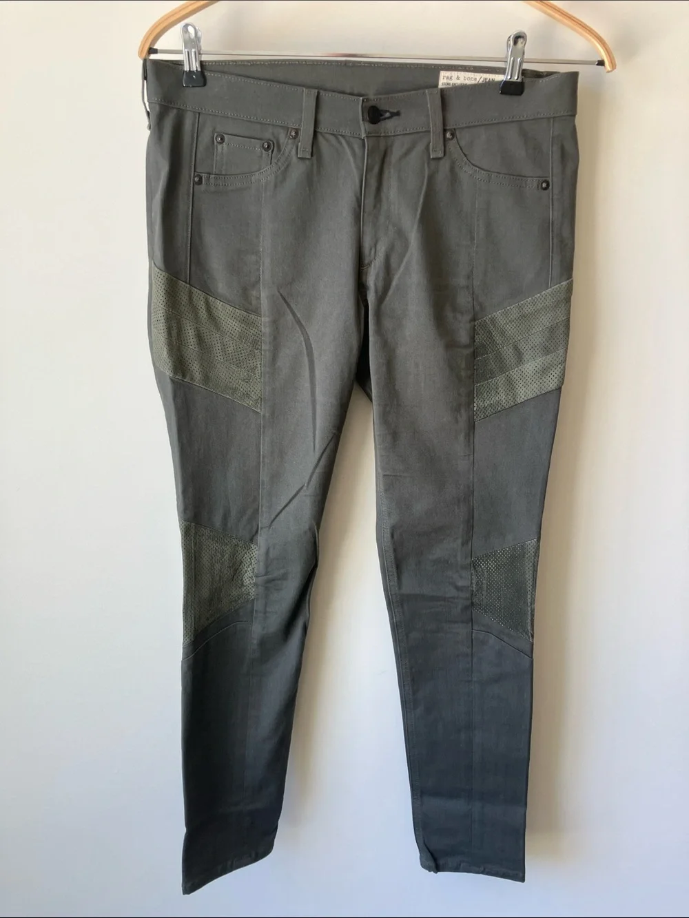 RAG & BONE Women’s Store Exclusive Army Green Halifax Skinny Pants Size 30 NWOT - Picture 1 of 10